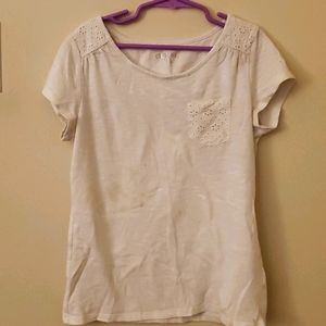 White small white t-shirt for 2nd graders